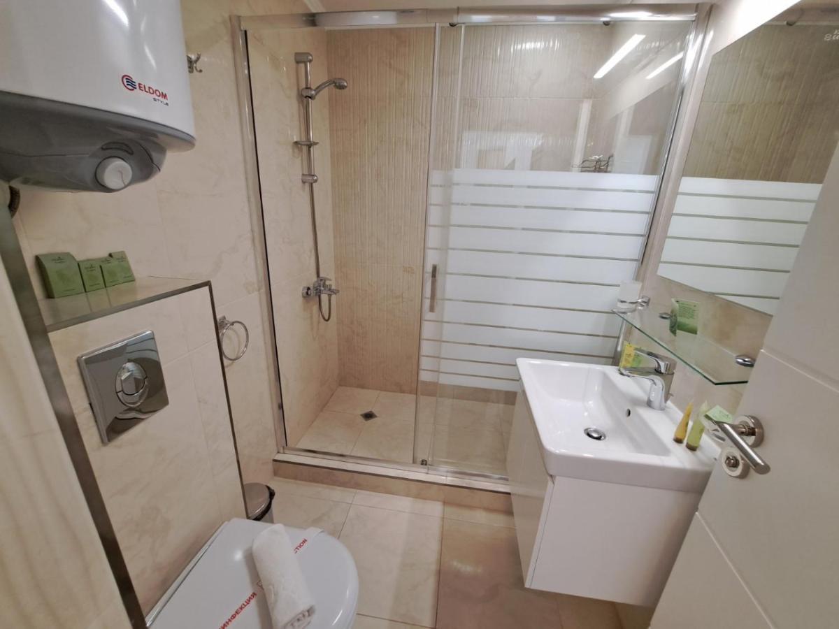 Onyx 2 Private Beach Apartment Sveti Vlas Exterior foto